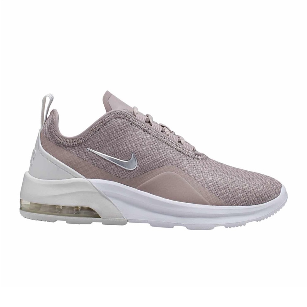 Nike air max motion 2